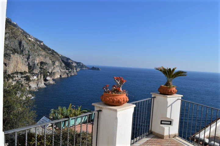 Appartamento indipendente in vendita a Praiano