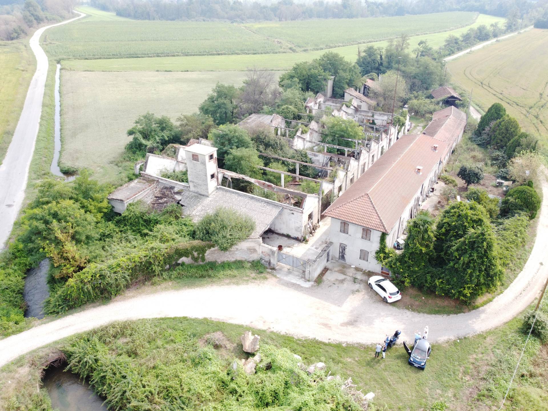 Rustico/Casale/Corte in vendita a Vigevano, Sforzesca