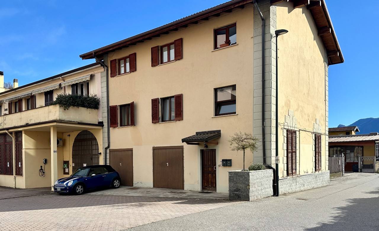 3 locali in vendita a Verbania, Intra