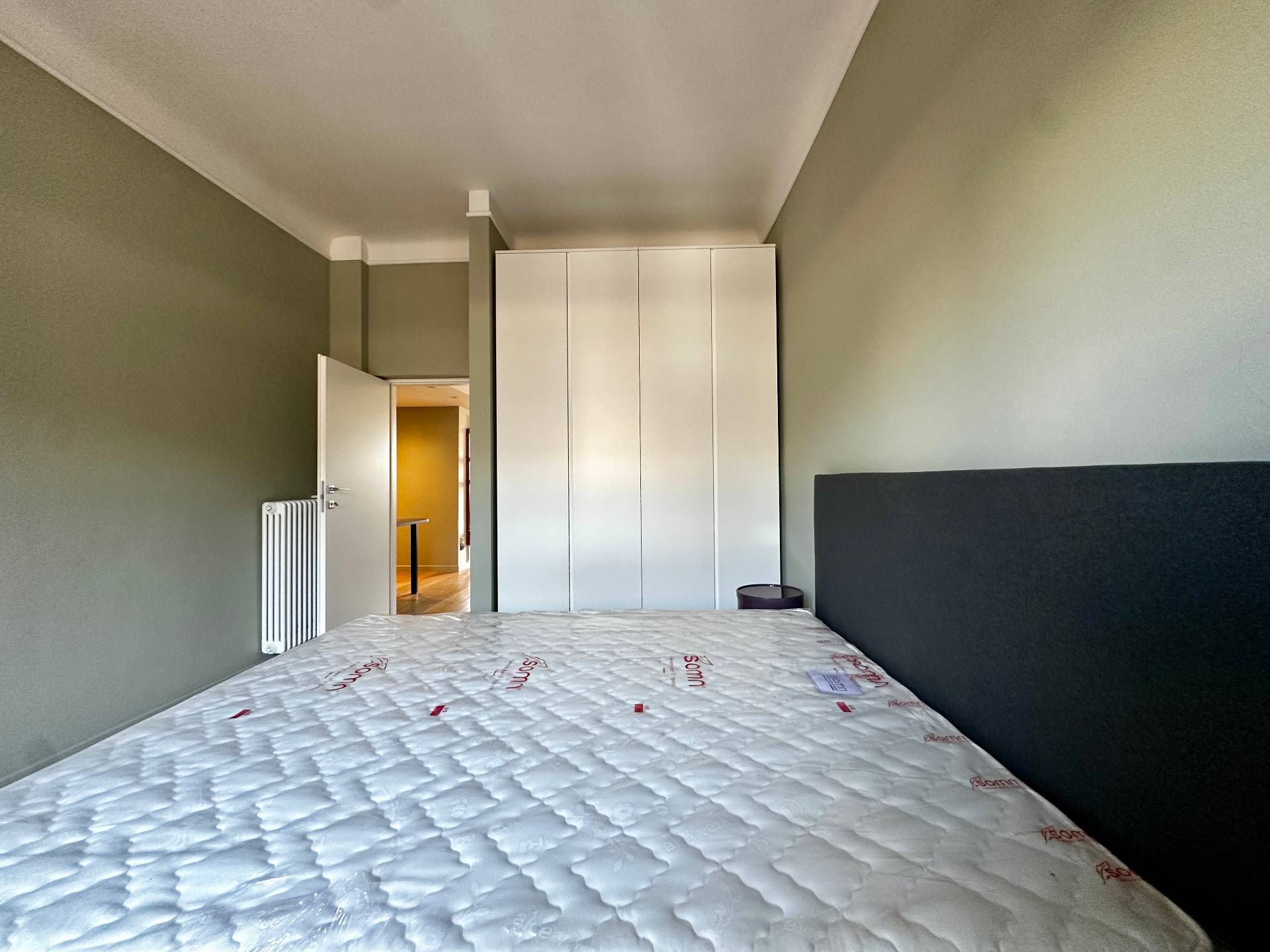 2 locali in affitto a Milano, Milano-De Angeli Vercelli Washington