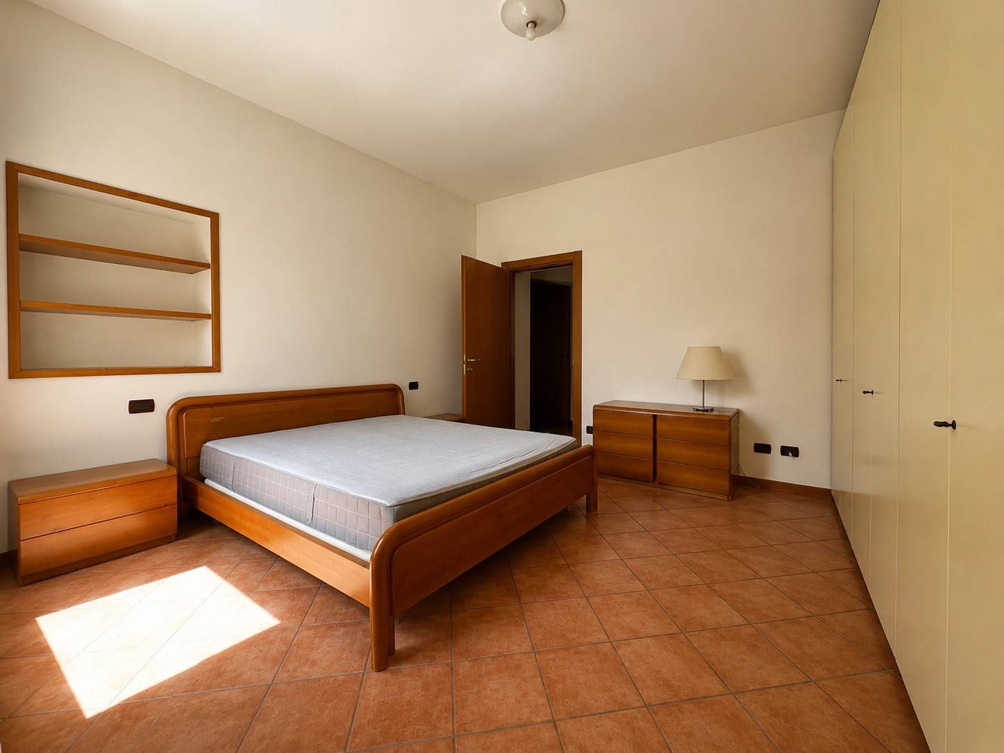 2 locali in affitto a Milano, Milano-Genova Romolo Solari