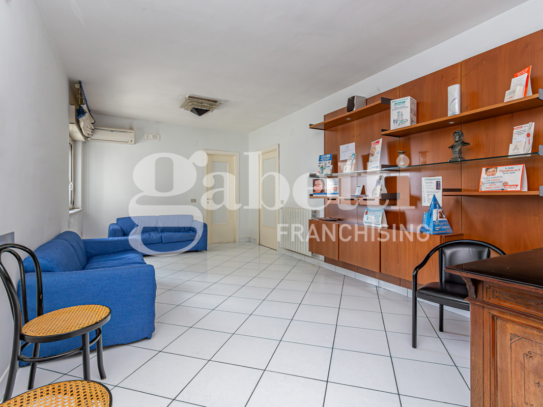 Quadrilocale con box a Qualiano