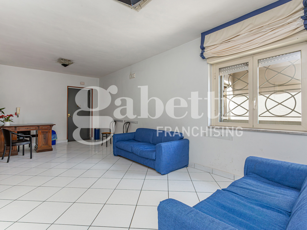 Quadrilocale con box a Qualiano