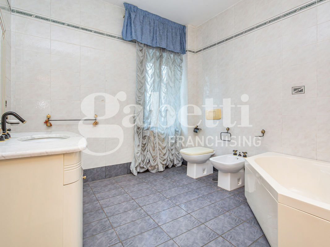 Quadrilocale con box doppio a Villaricca