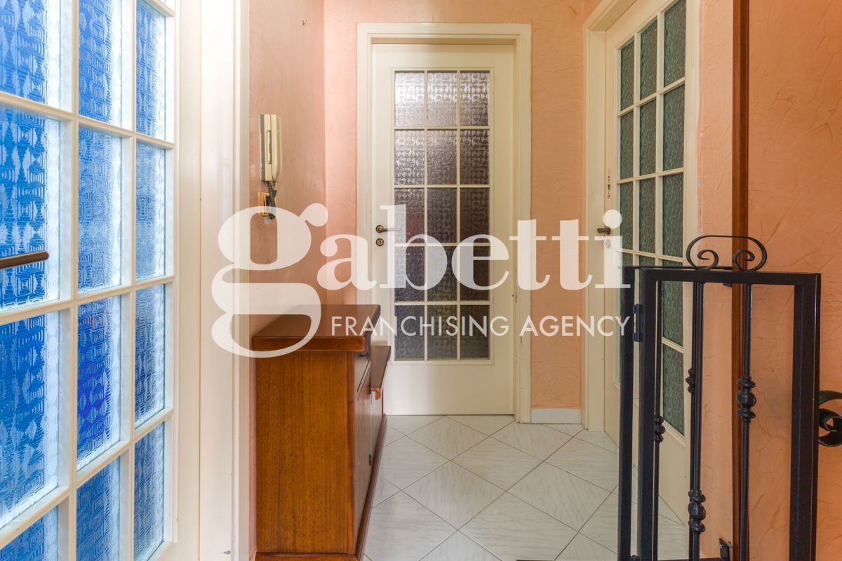 Villa con box doppio a Villaricca