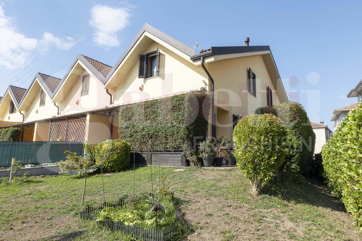 Villa con giardino a San Mauro Torinese
