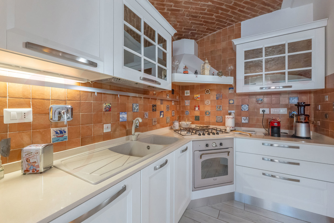 Quadrilocale con box doppio a Venaria Reale