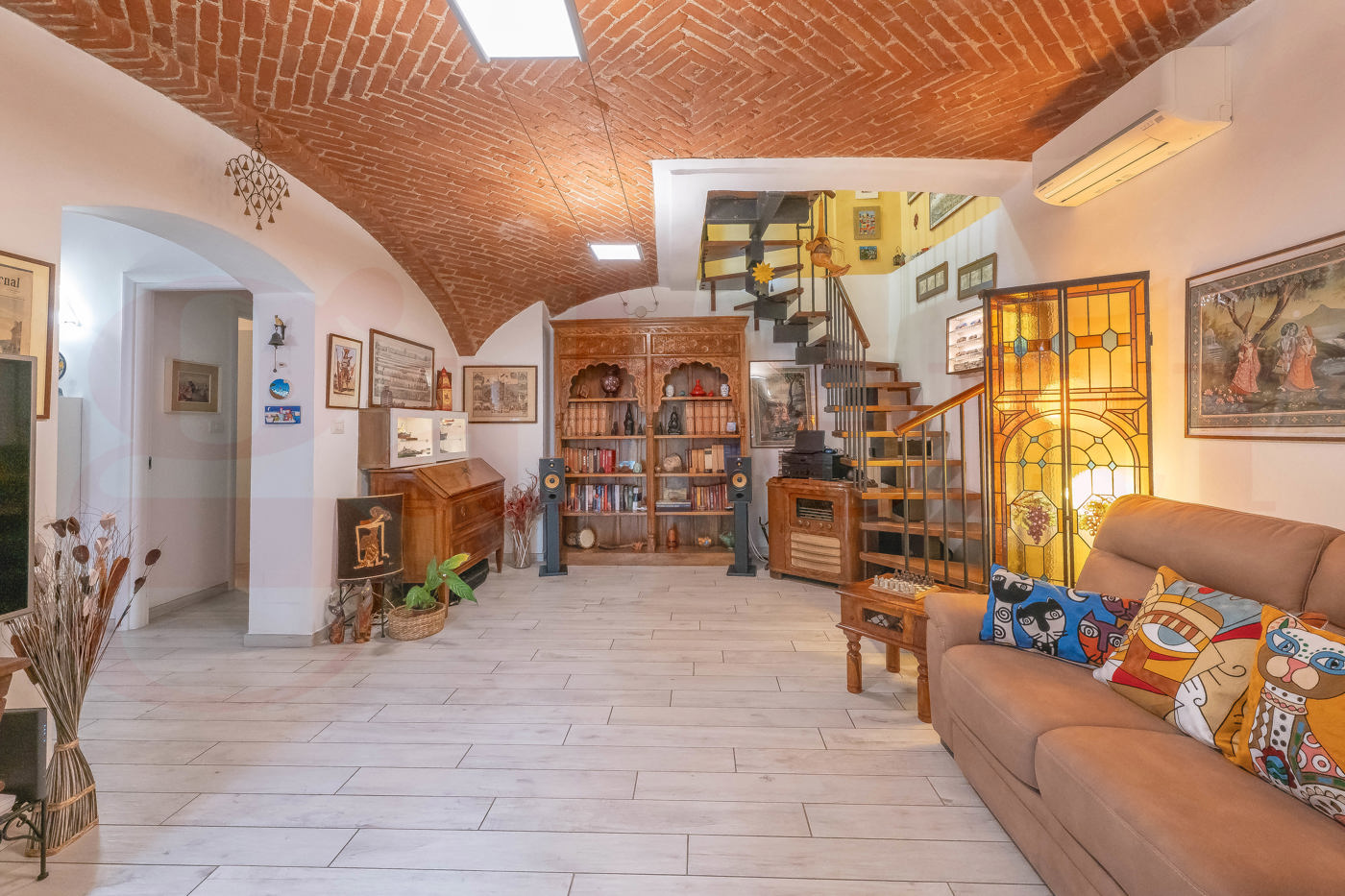 Quadrilocale con box doppio a Venaria Reale