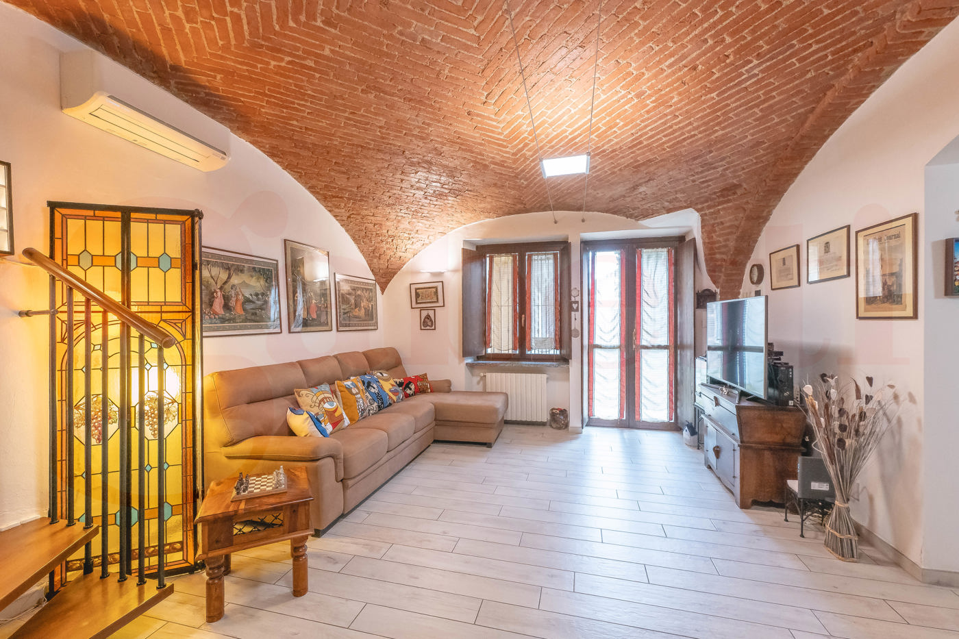 Quadrilocale con box doppio a Venaria Reale