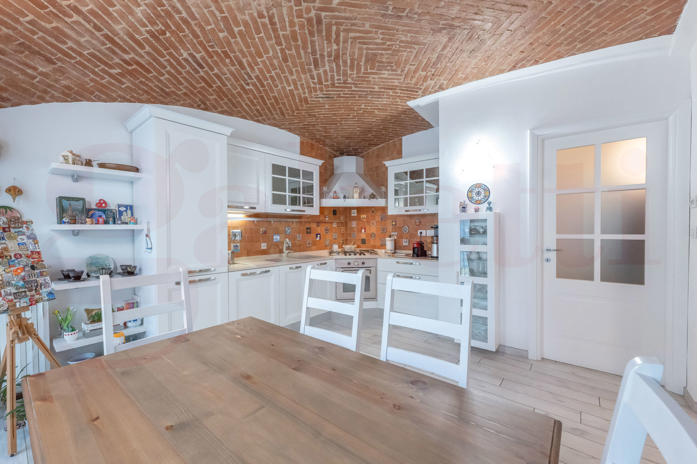 Quadrilocale con box doppio a Venaria Reale