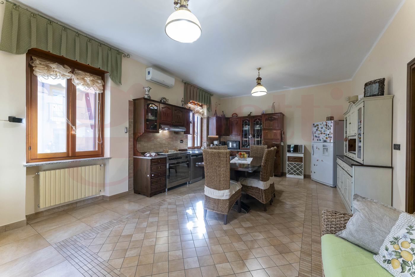 Villa con giardino a San Mauro Torinese