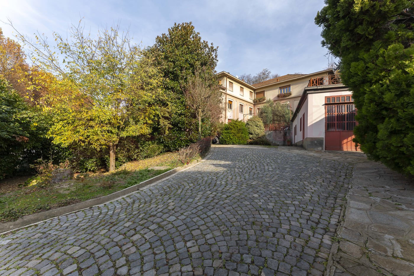 Quadrilocale da ristrutturare a Torino