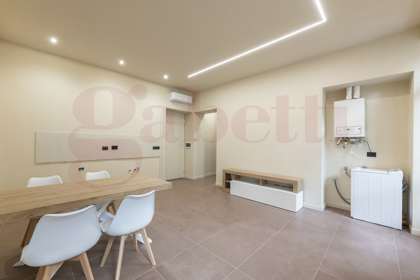 Bilocale arredato in affitto a Torino