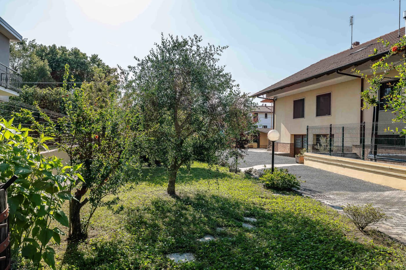 Casa indipendente con giardino a Torino