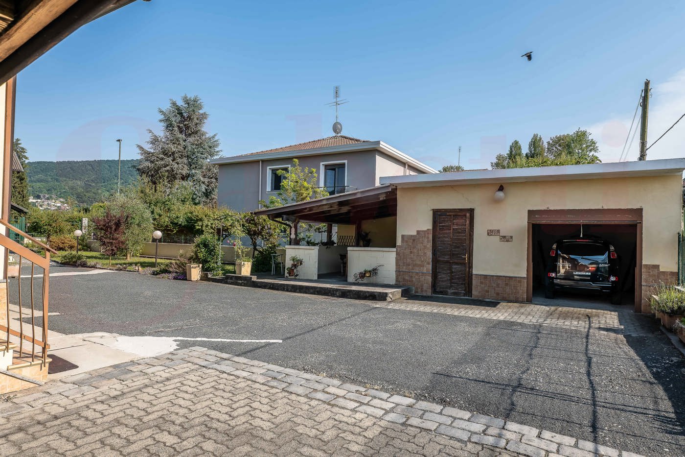 Casa indipendente con giardino a Torino