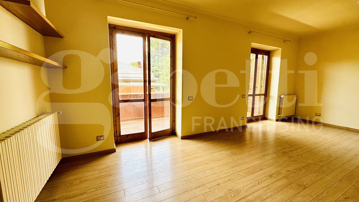 Quadrilocale ristrutturato a Grottaferrata