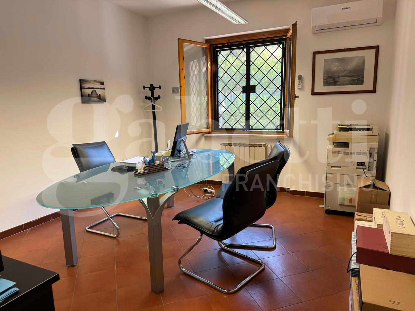 Bilocale con giardino a Marino