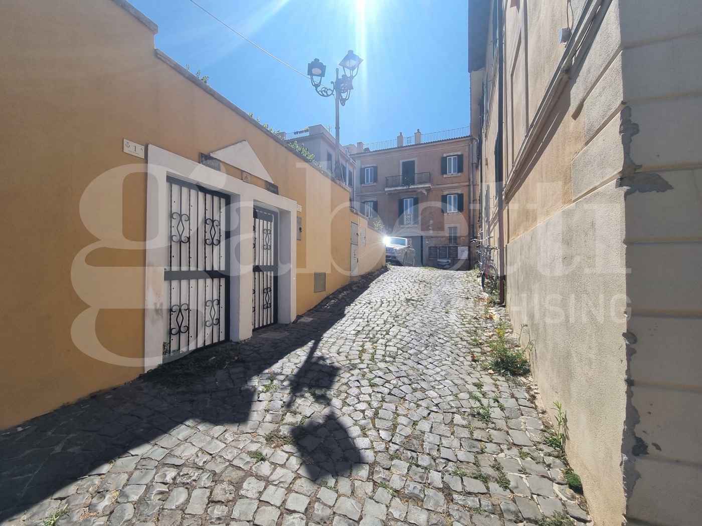 Bilocale da ristrutturare a Colonna