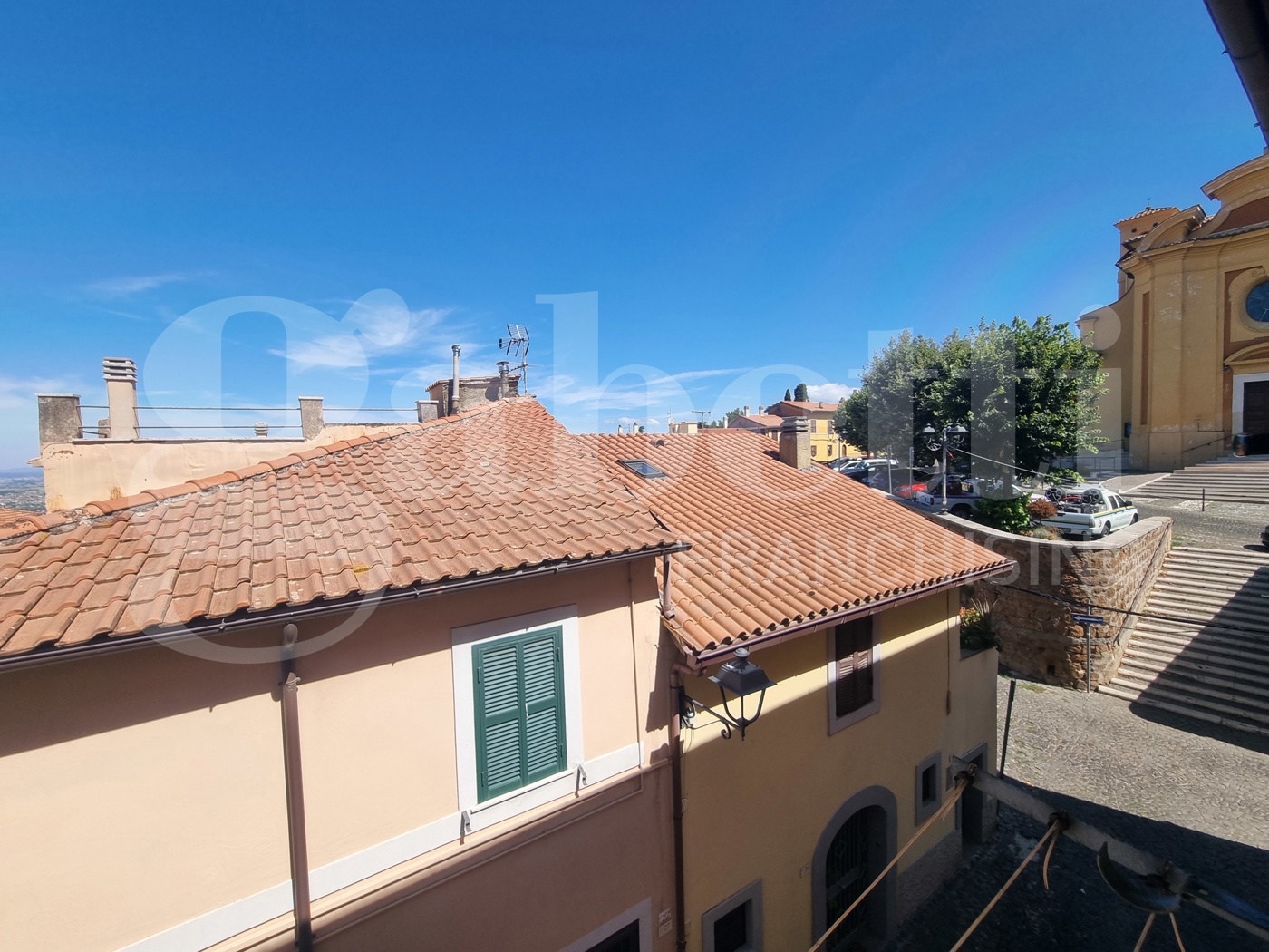 Bilocale da ristrutturare a Colonna