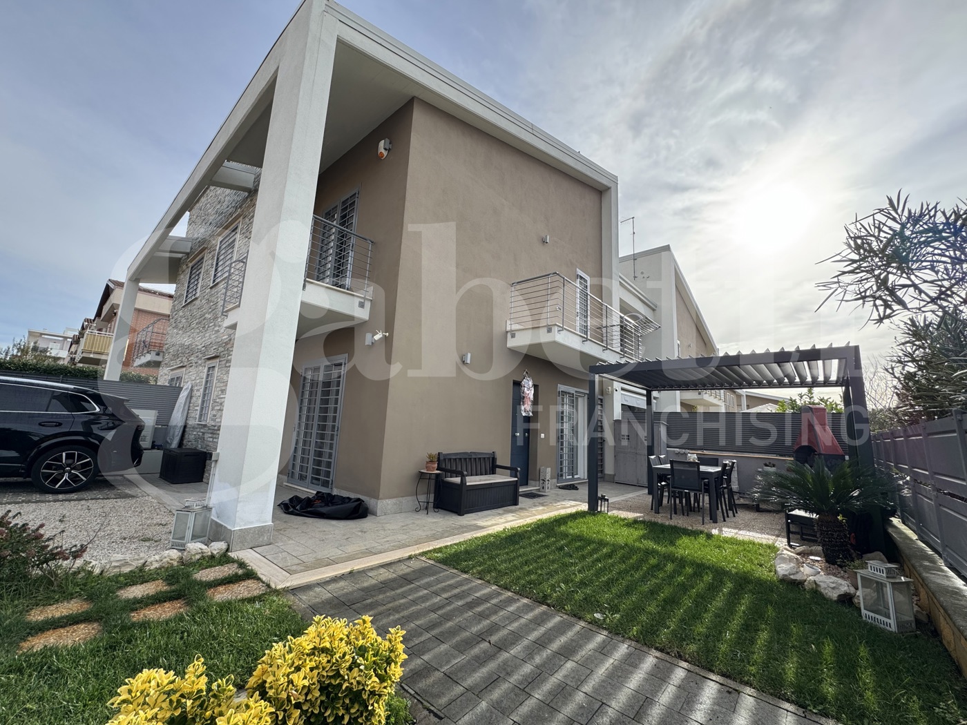 Villa con giardino a Marino