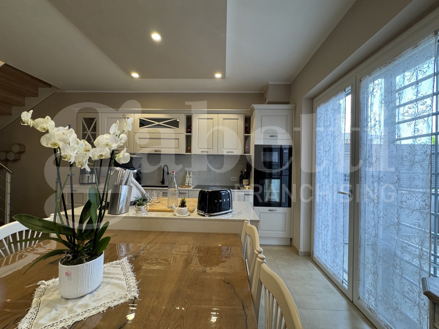 Villa con giardino a Marino