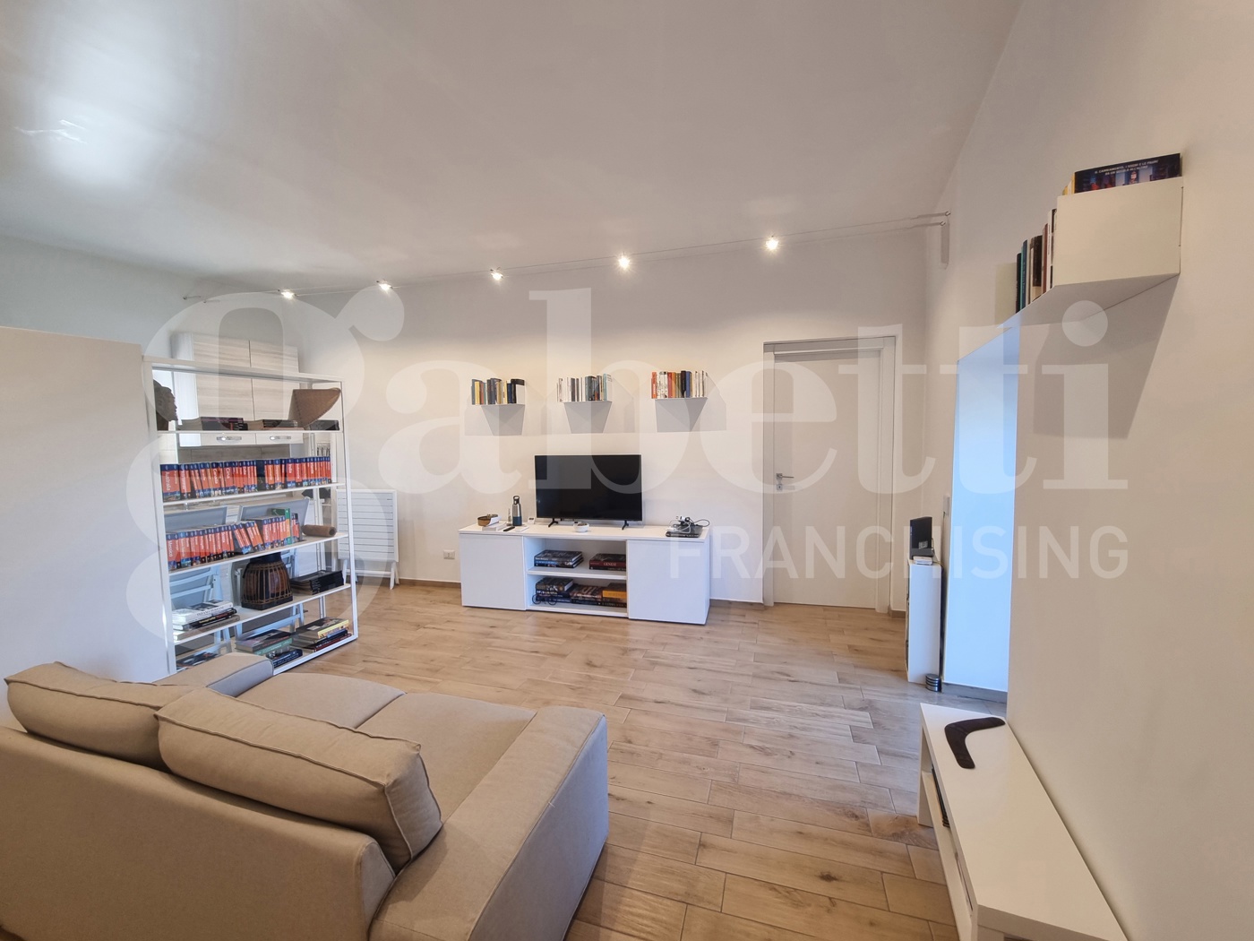 Bilocale in vendita a Colonna