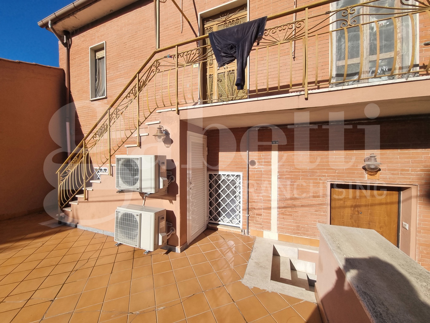 Bilocale in vendita a Colonna