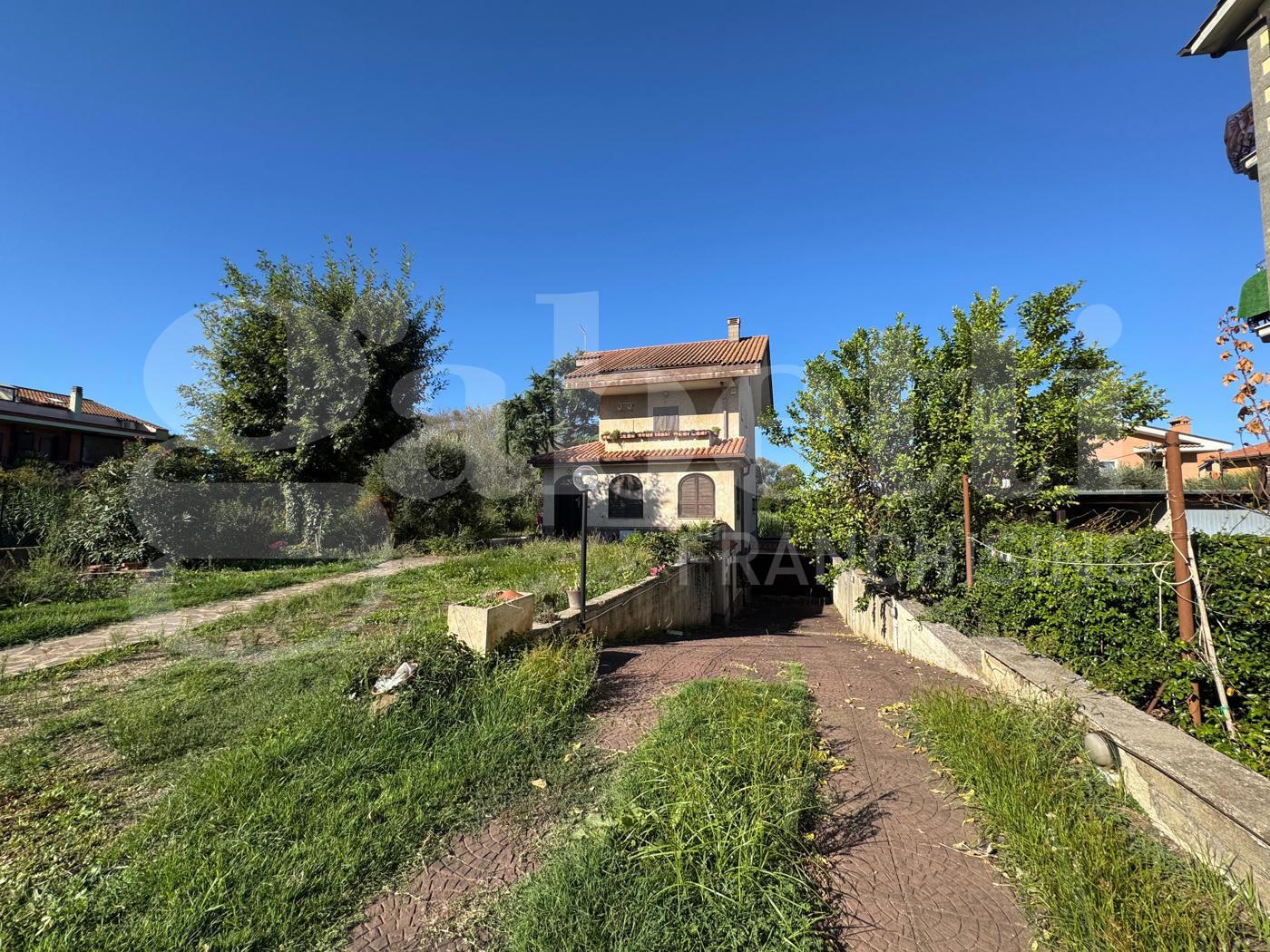 Villa in vendita a Marino