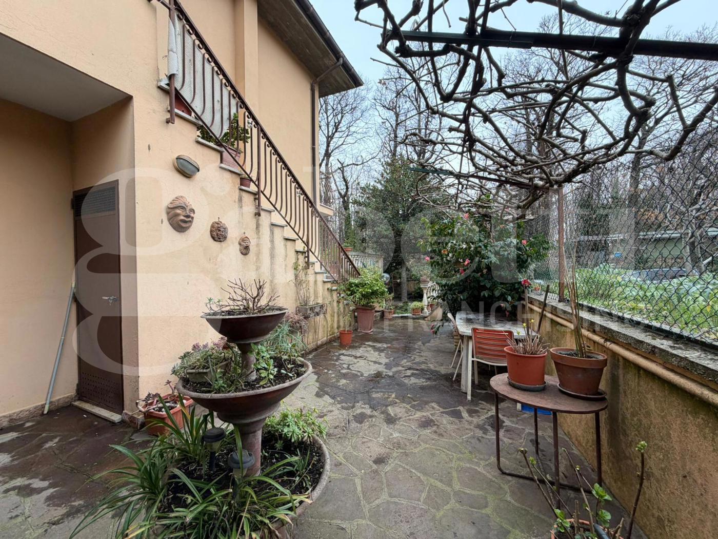 Quadrilocale da ristrutturare a Rocca di Papa