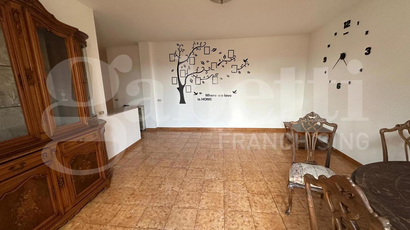 Trilocale arredato in affitto a Marino