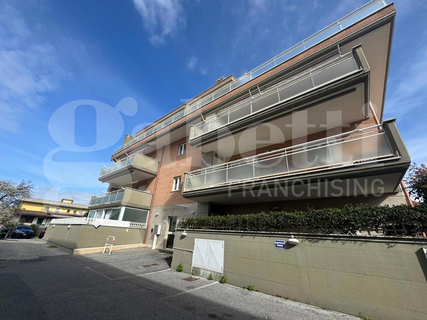 Trilocale con giardino a Marino