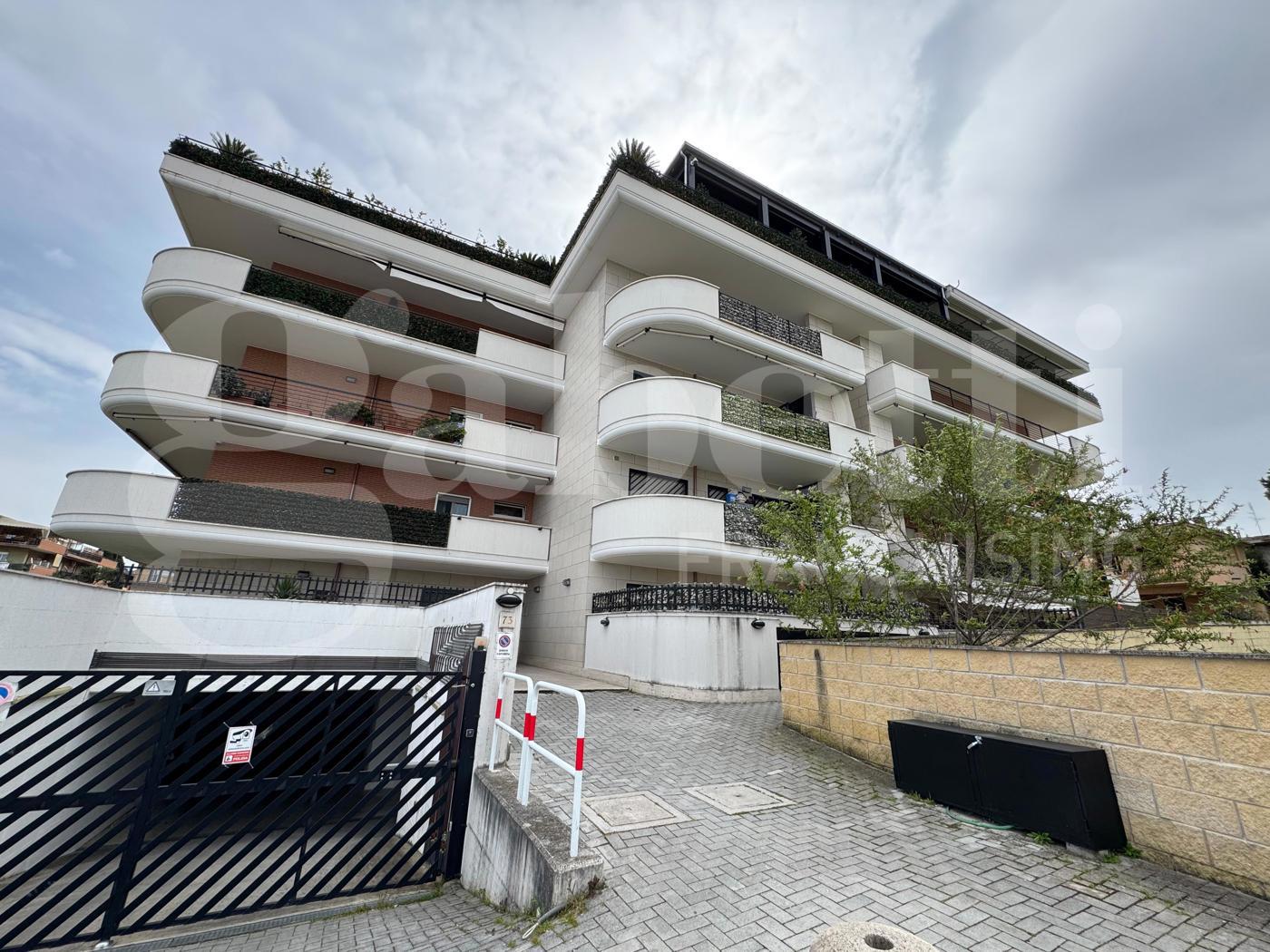 Trilocale in vendita a Marino