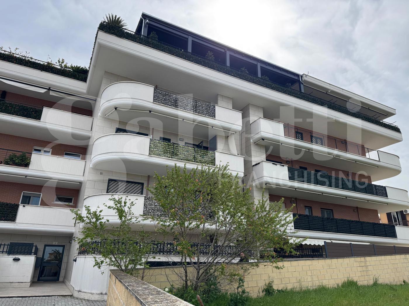 Trilocale in vendita a Marino