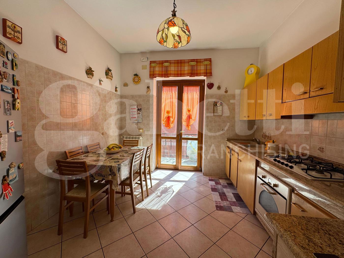 Quadrilocale in vendita a Marino