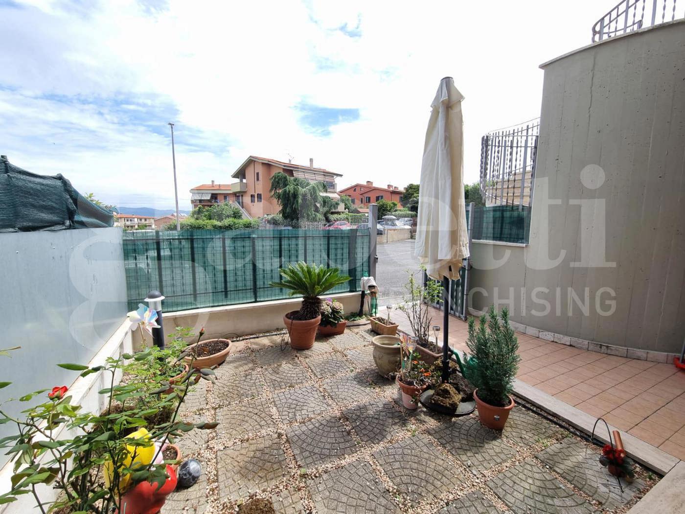 Trilocale con giardino a Monte Compatri
