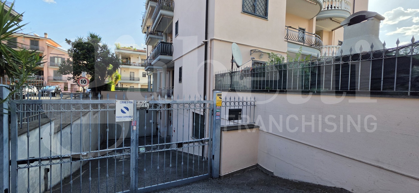 Box in vendita a Roma