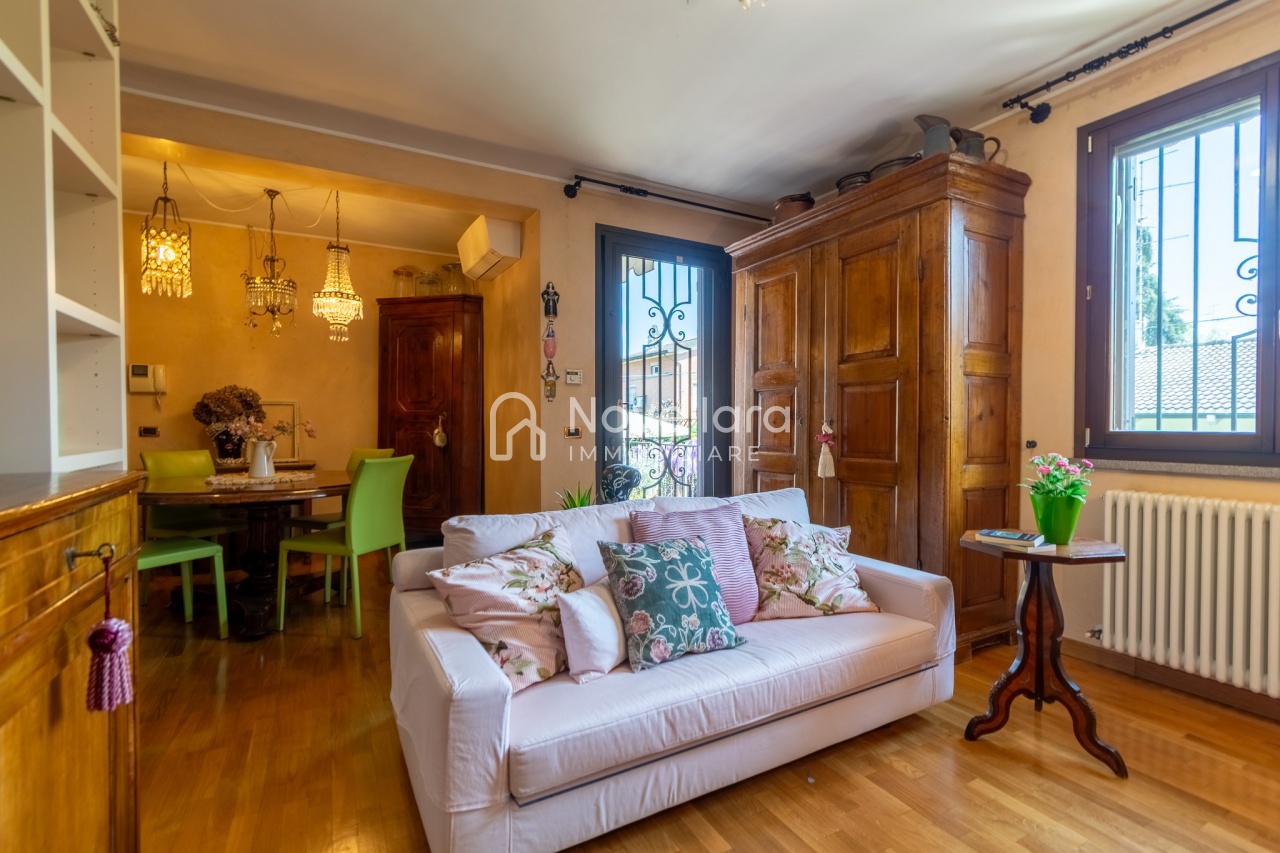 Casa indipendente con giardino a Novellara