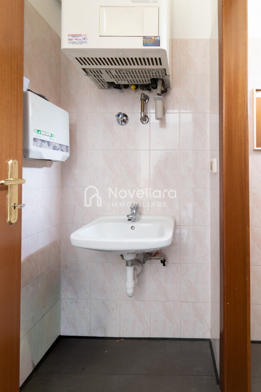 Negozio ristrutturato a Novellara