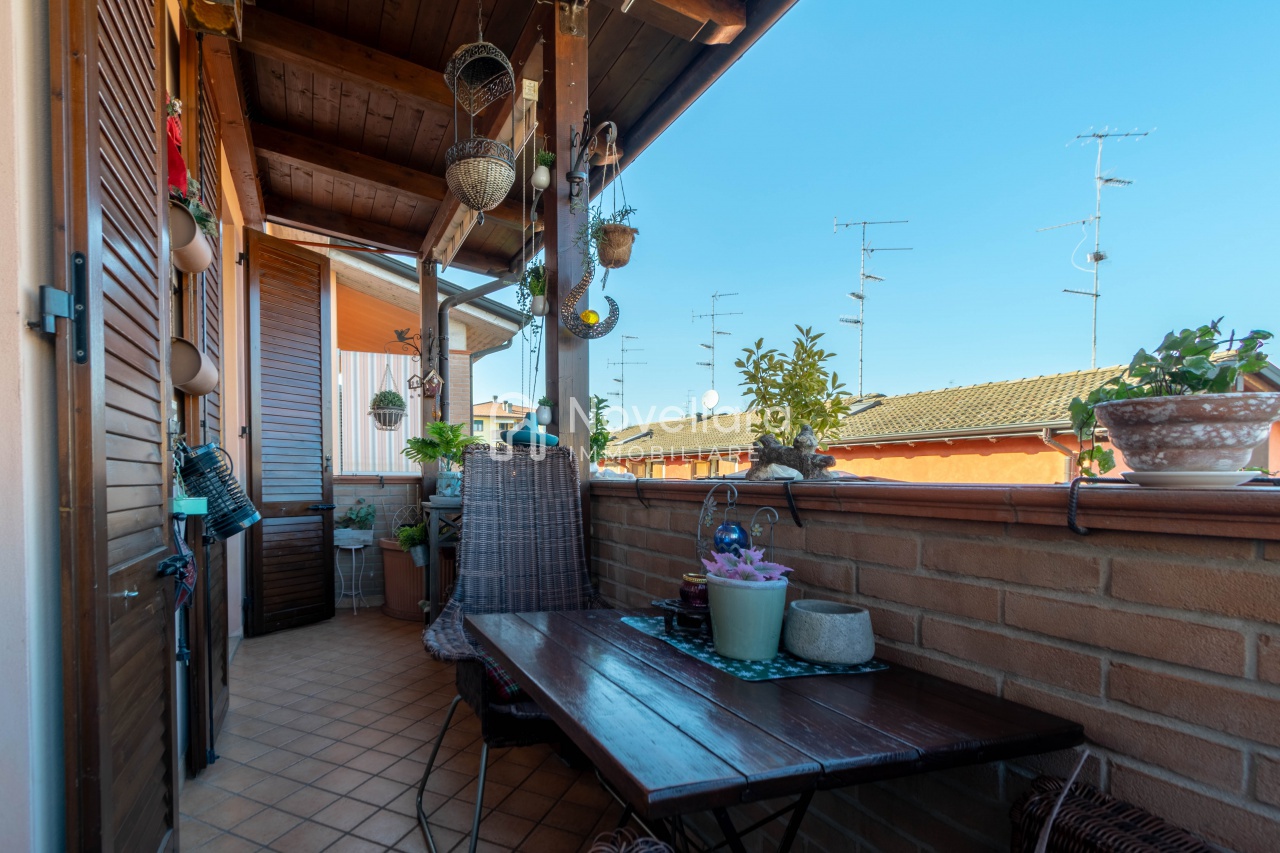 Casa indipendente con terrazzo a Novellara