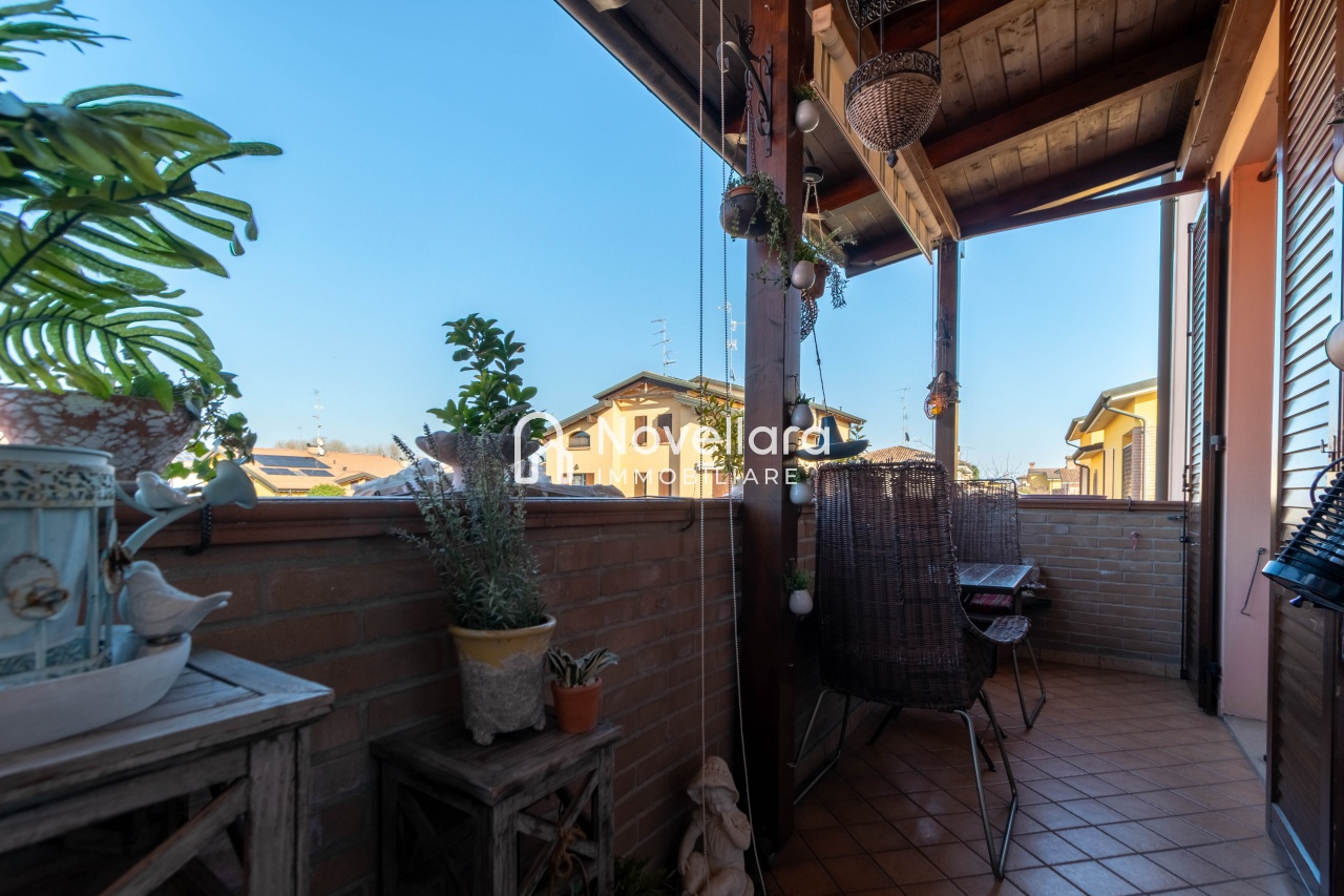 Casa indipendente con terrazzo a Novellara