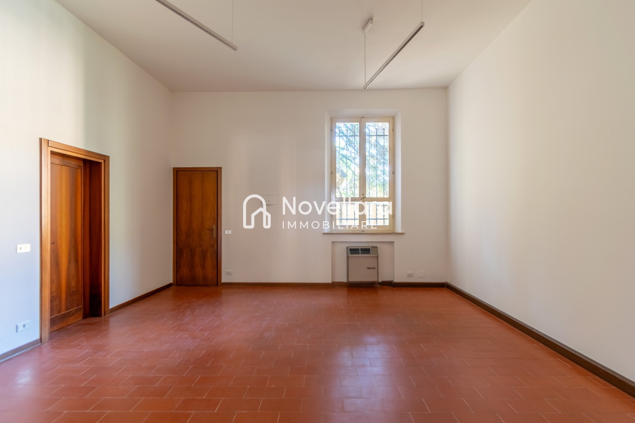Ufficio in affitto a Novellara