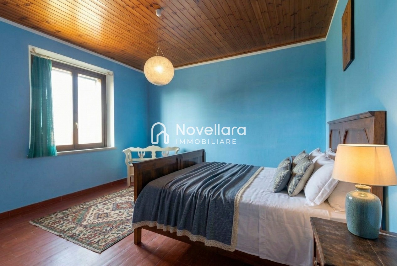 Casa indipendente con giardino in corso garibaldi, Cadelbosco di Sopra