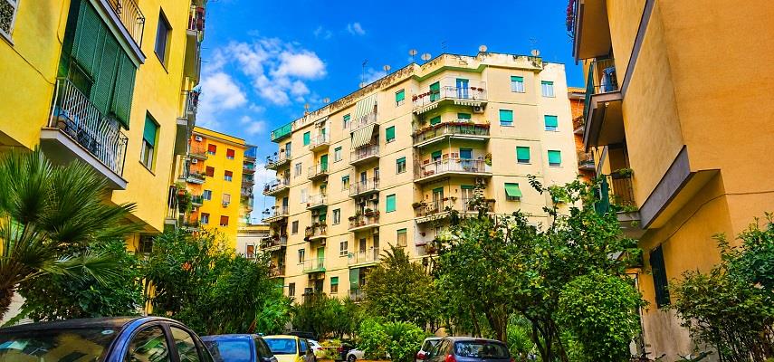 Appartamento da ristrutturare in via battistello caracciolo 93, Napoli