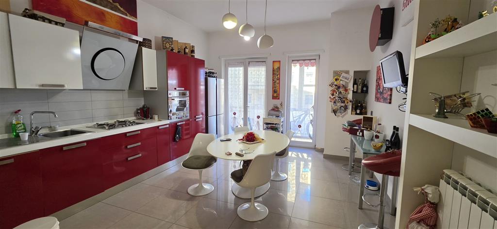 Appartamento ristrutturato in via giuseppe orsi 51, Napoli