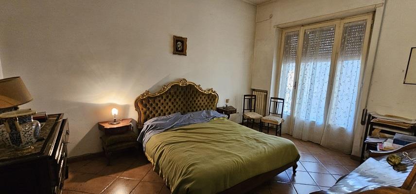 Appartamento da ristrutturare in via michelangelo schipa, Napoli