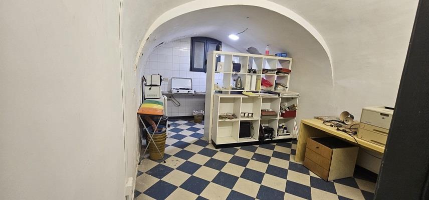 Ufficio in affitto in via crispi 69, Napoli