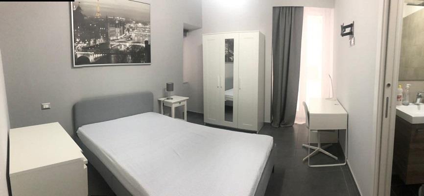 Appartamento vista mare in corso vittorio emanuele 466, Napoli