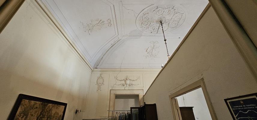 Appartamento da ristrutturare in via monte di dio 14, Napoli