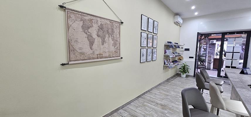 Negozio ristrutturato in corso europa 193, Marano di Napoli