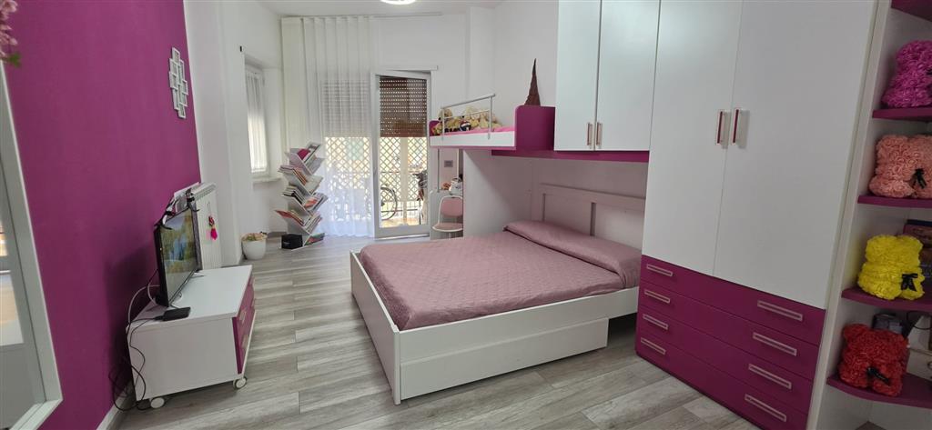 Appartamento ristrutturato in via giuseppe orsi 51, Napoli